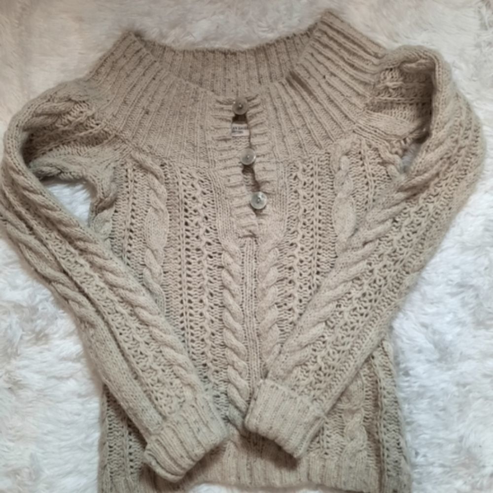 American Eagle Boatneck Crochet Cable Knit Sweater Vintage